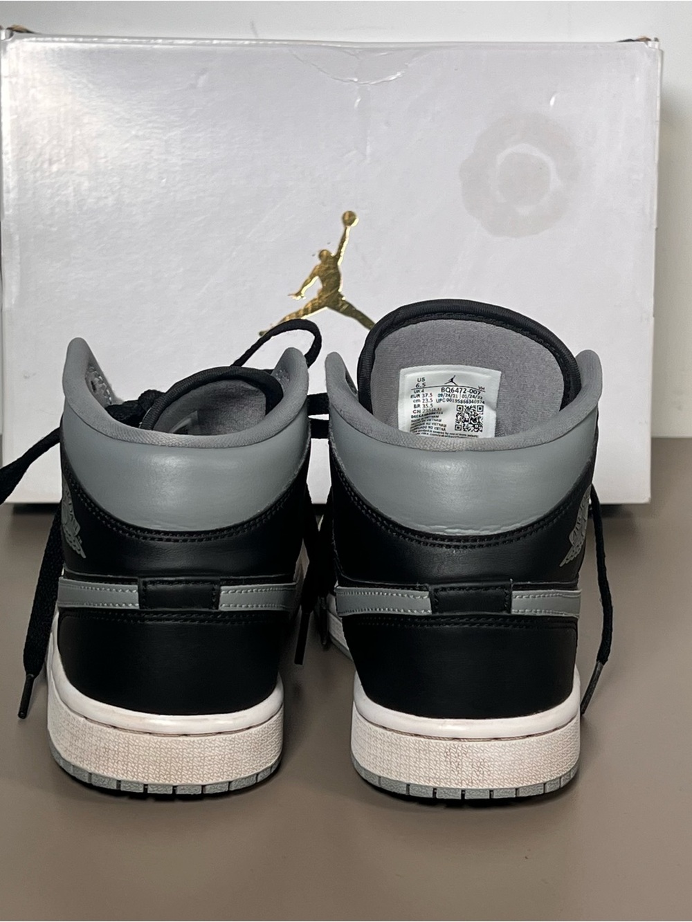 Nike Air Jordan 1 Mid Shadow Black Grey White BQ6472-007 Women's Size 6.5 - Picture 5 of 8